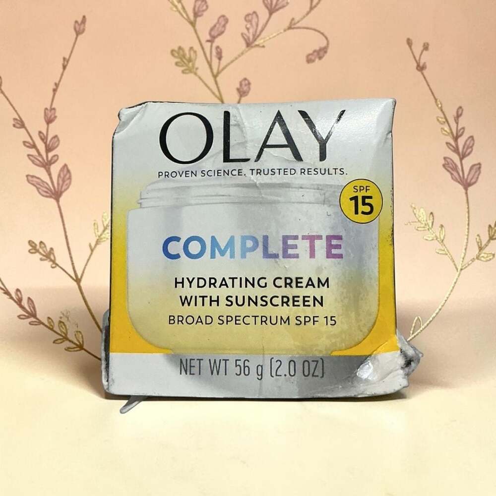 Olay Complete Hydrating Cream with Sunscreen Broad Spectrum SPF 15 2 oz